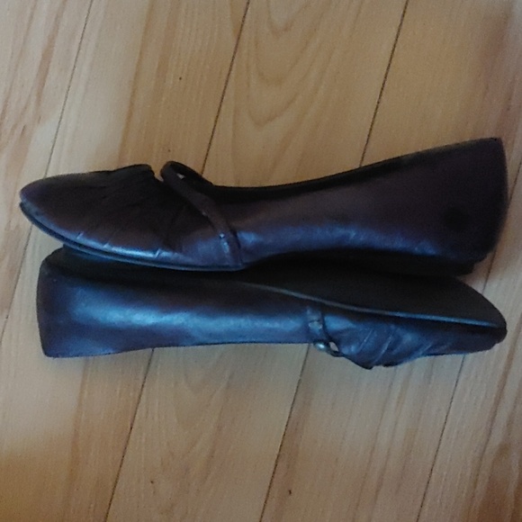 Shoes - Picture 2 of 2